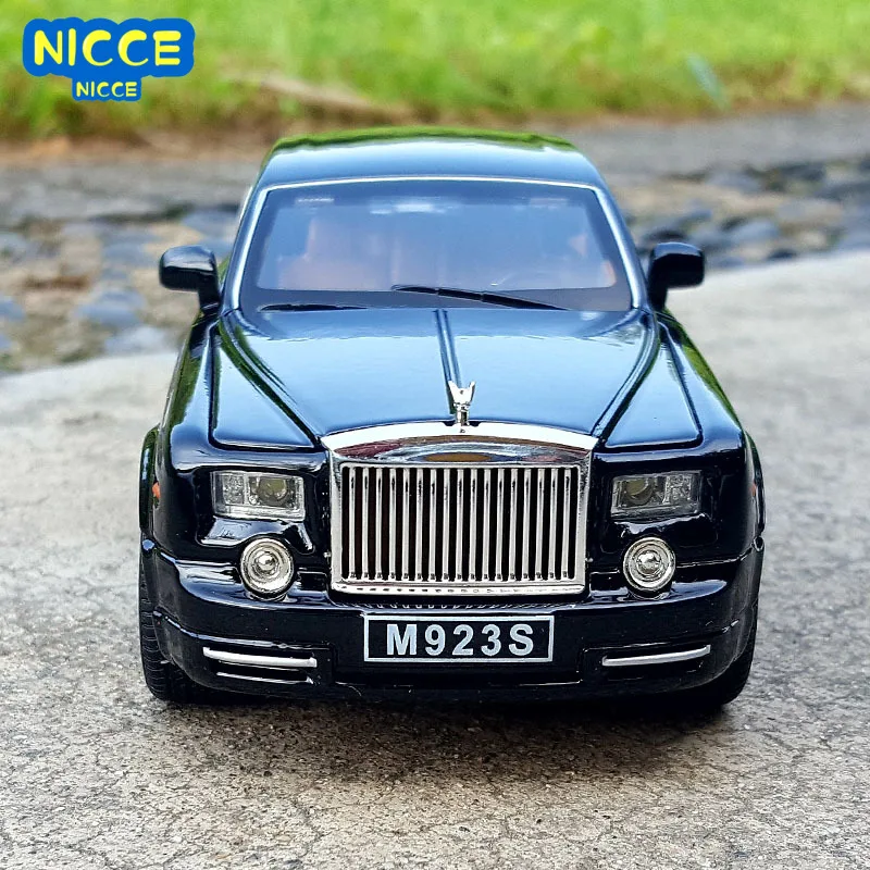 

Nicce 1:24 Limited Edition Collection of Zinc Alloy Bus Rolls-Royce Phantom Simulation Alloy Car Model Toys