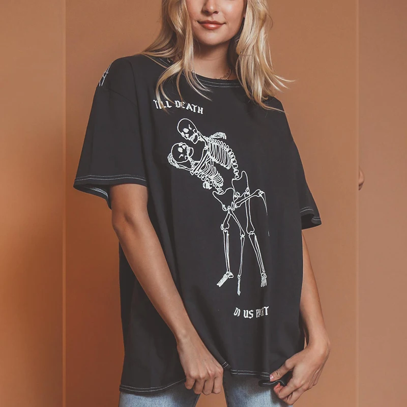 

Женская футболка с коротким рукавом, свободного покроя