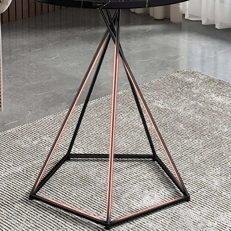 Рисунок 6 - Маленькие журнальные столики в современном стиле