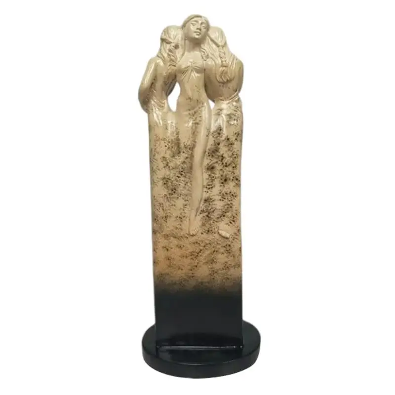 

Скульптура дружбы «три женщины рядом со мной», из смолы