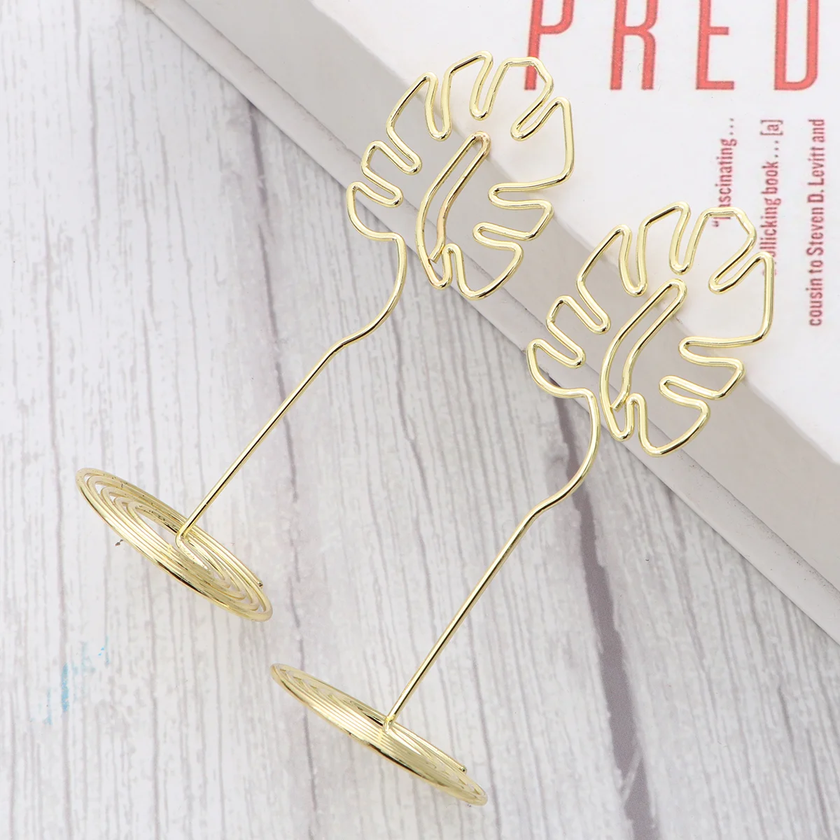 

Holder Table Clip Stand Number Stands Photo Menu Decoration Place Memo Wedding Picture Note Name Holders Wire Palm Metal Leaf
