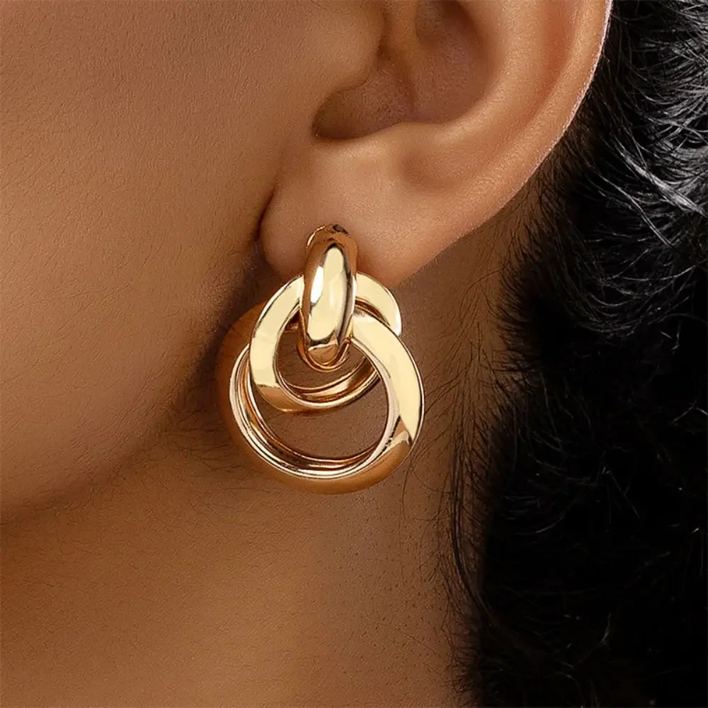 Новые модные маленькие серьги-гвоздики для женщин золотого цвета металлические