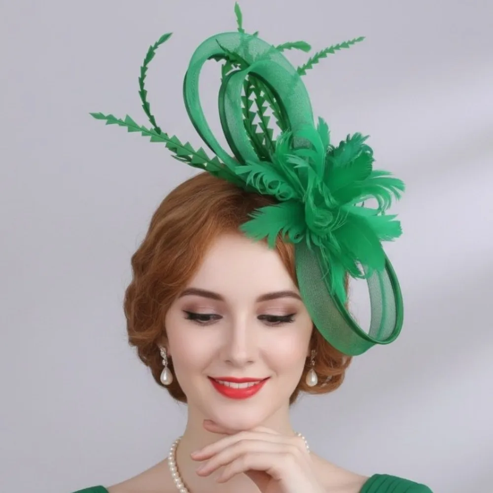 Фото Элегантный винтажный головной убор для женщин на скачки Royal Ascot: шляпка-фасцинатор с цветами и сеткой, аксессуар для волос №4