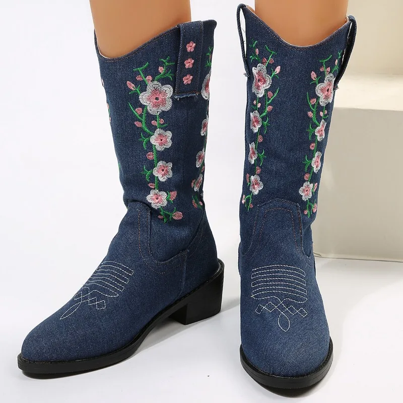 

2023 Winter Shoes for Female Slip-on Women's Mid-Calf Boots Square Heel Med Heel Women's Shoes Floral Embroider Ladies Boots