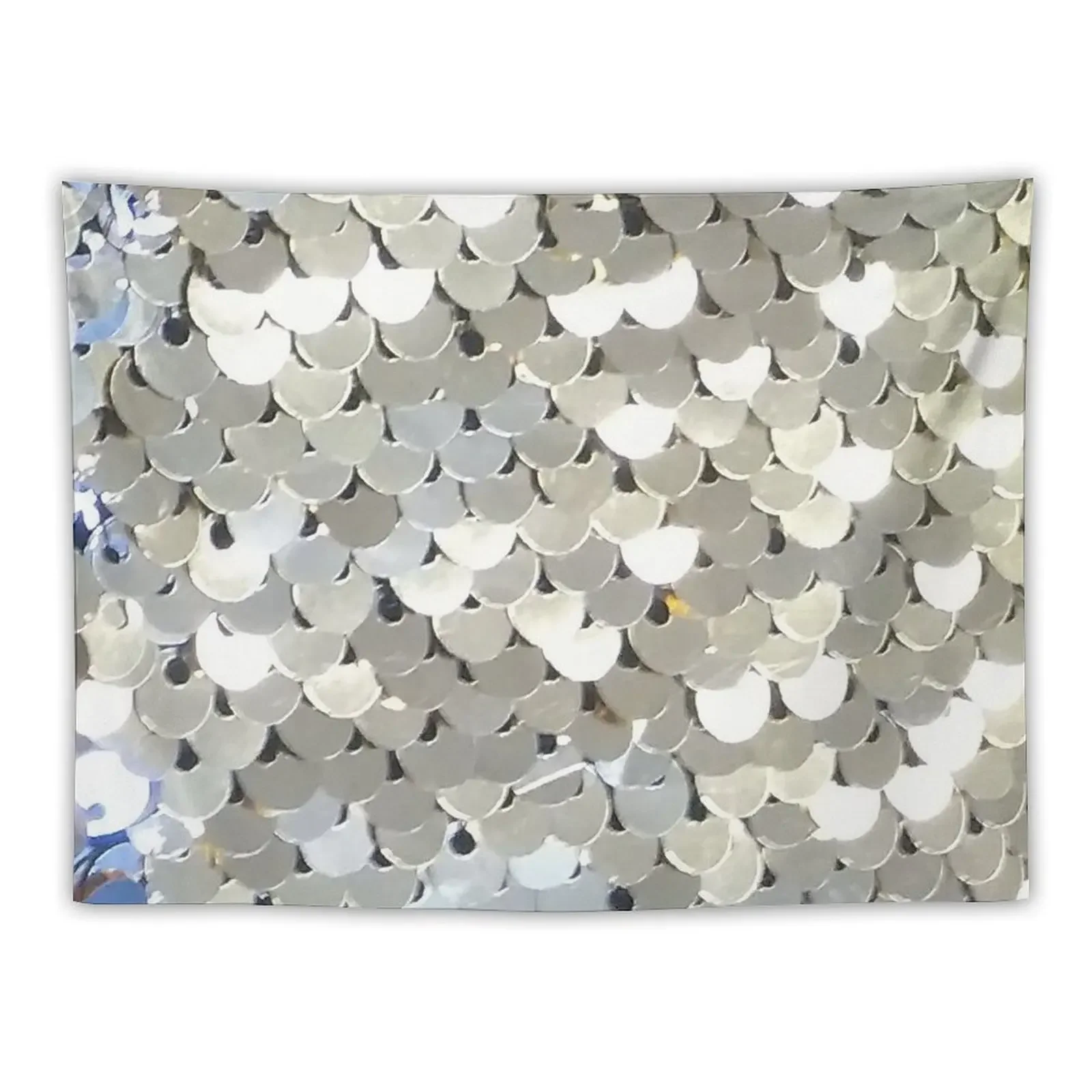 Серебряный гобелен с блестками