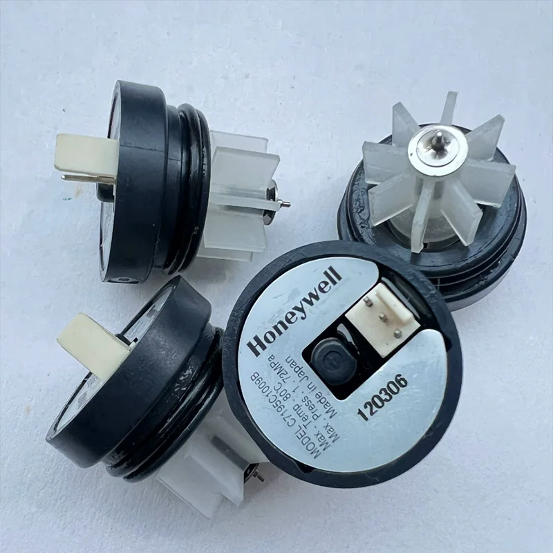 Фото 1 шт. 100% оригинальный японский датчик расхода воды Honeywell C7195C1009B 80 ℃   1,72 МПа №2