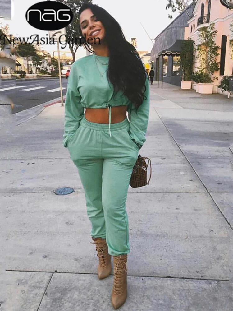 

Осенний комплект из двух предметов «невасия», укороченный топ и брюки, пуловер, спортивный костюм для женщин, комплект из 2 предметов, тонкие...