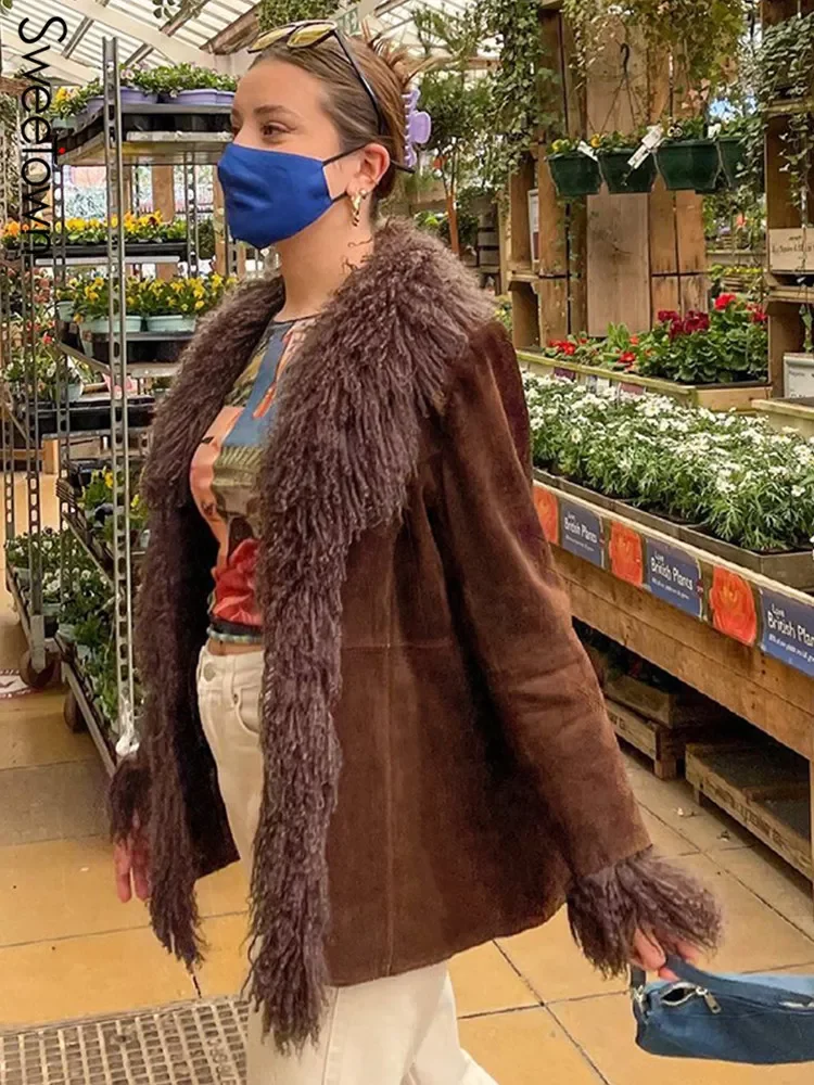 

Sweetown Faux Fur Patchwork Suede Jackets Cute Y2K Coats Women Autumn Winter 2021 Brown Vintage Outwear Elegant Fashion Cardigan