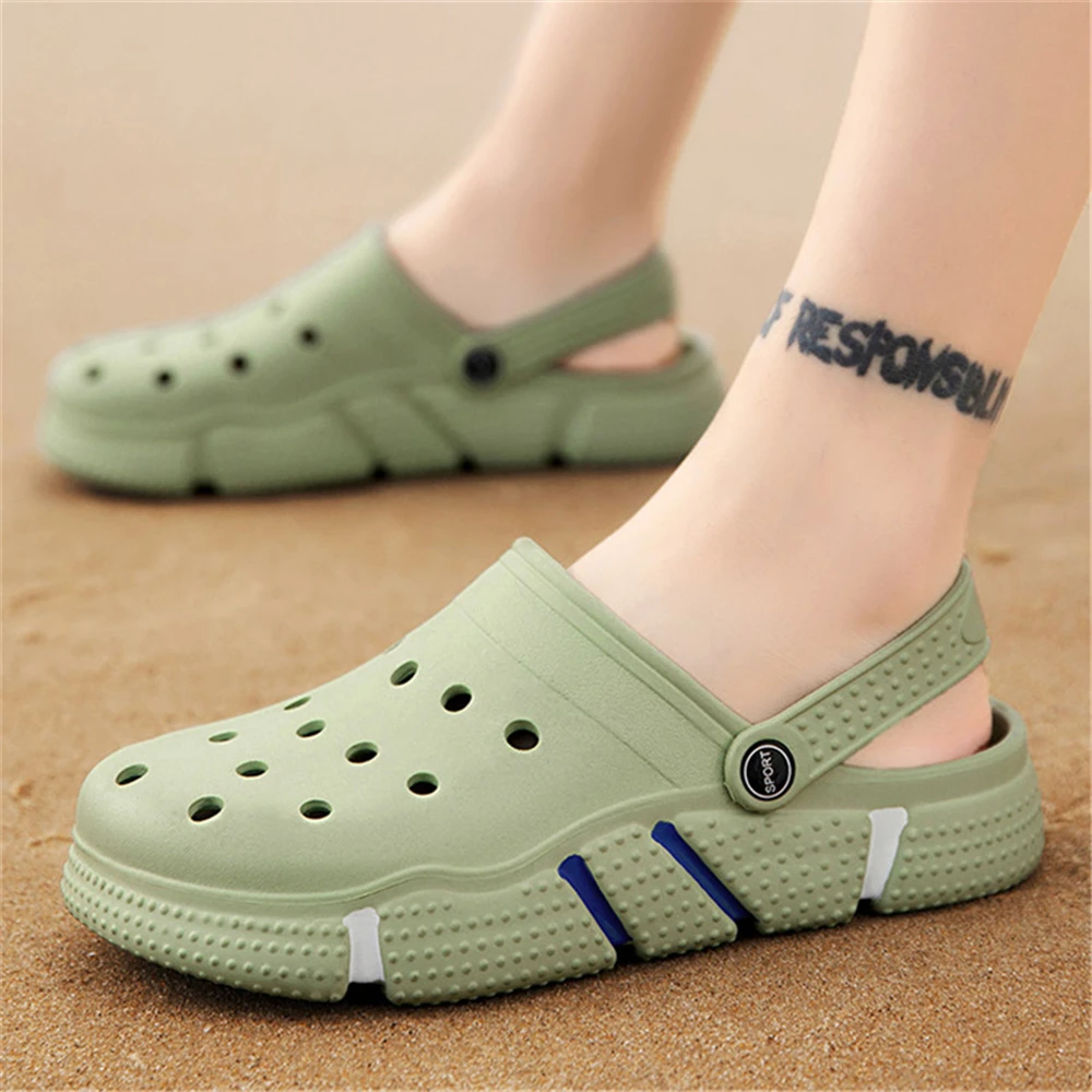 Fashion Slippers Women Outdoor Clogs Thick Sole Beach Sandals Casual Men EVA Non-slip Home Garden Hole Shoes Couple Slides