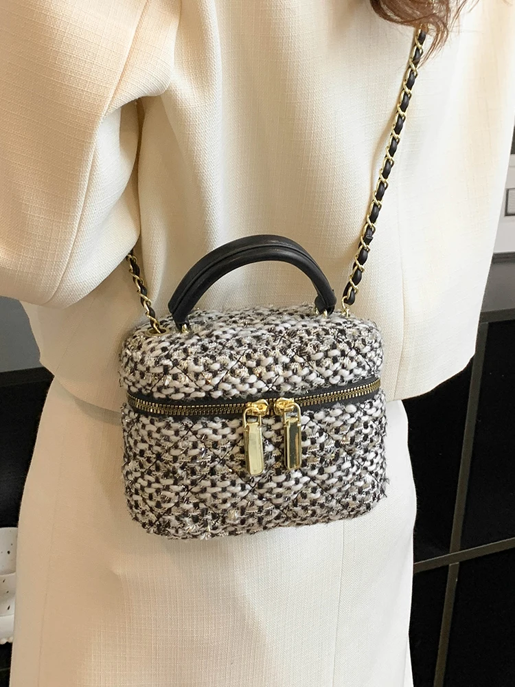 

Autum Women's Corssbody Woolen Knitted Strape Top Handle Lurxury Designer Bag Lady's Daily Square Satchel Commuter Handbags
