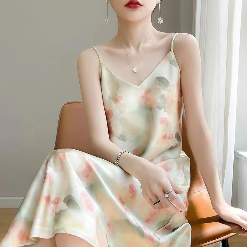Женское шелковое атласное платье средней длины Элегантная ночная рубашка на
