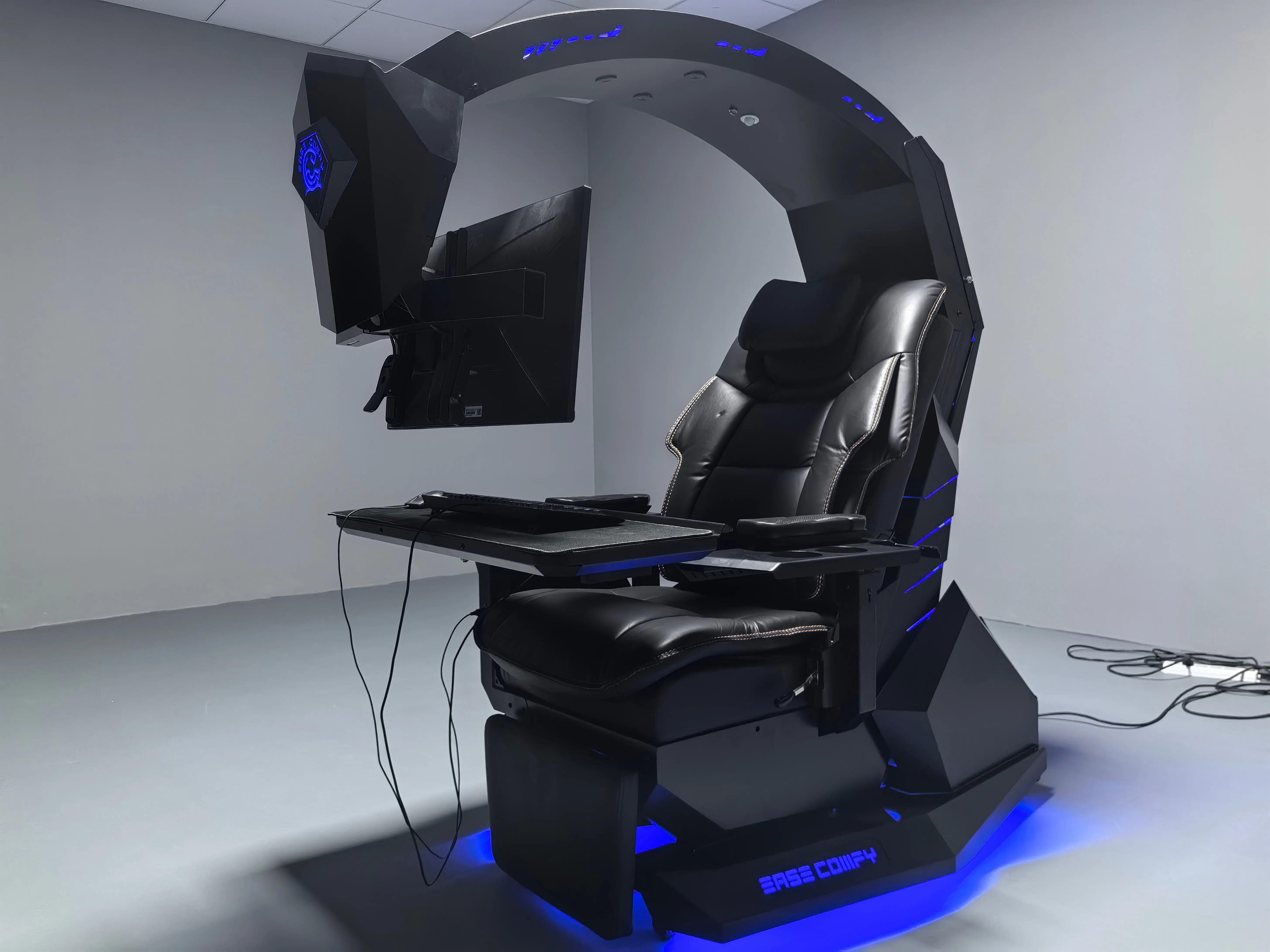 Фото Игровое кресло-кокпит Easecomfy T2 Throne для компьютера и рабочей станции с поддержкой нескольких мониторов, функцией невесомости №4