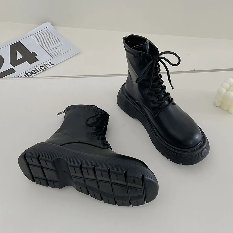 

Женские кроссовки на платформе и толстом каблуке, модные повседневные туфли из искусственной кожи в римском стиле на шнуровке, на среднем к...