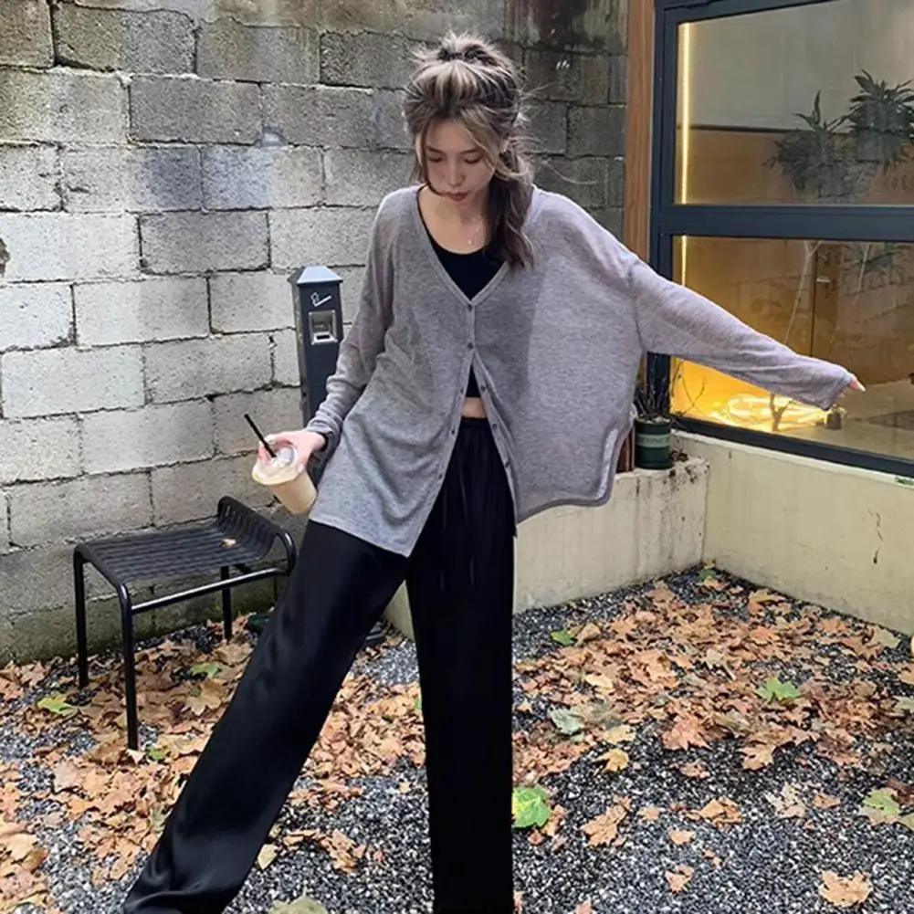 Женский кардиган на осень и зиму Стильный с V-образным вырезом легкая