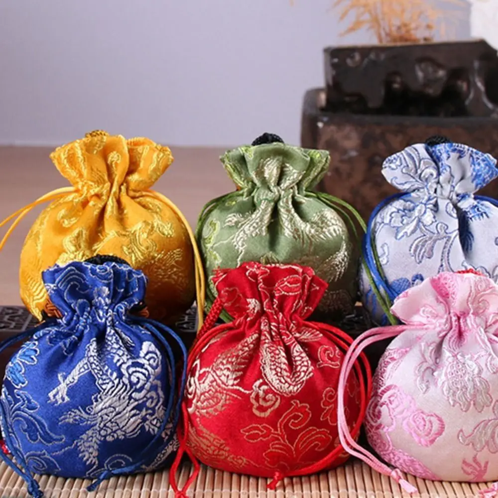 

Retro Dragon Pattern Hanging Storage Bags Chinese Style Sachet Portable Car Hanging Decoration Women Jewelry Gifts Bag