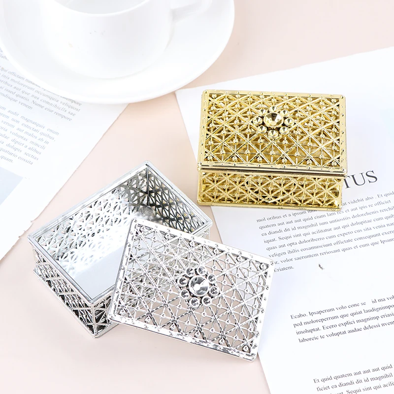 Пластиковые пустотелые коробки для конфет из золотой фольги подарочные шоколада