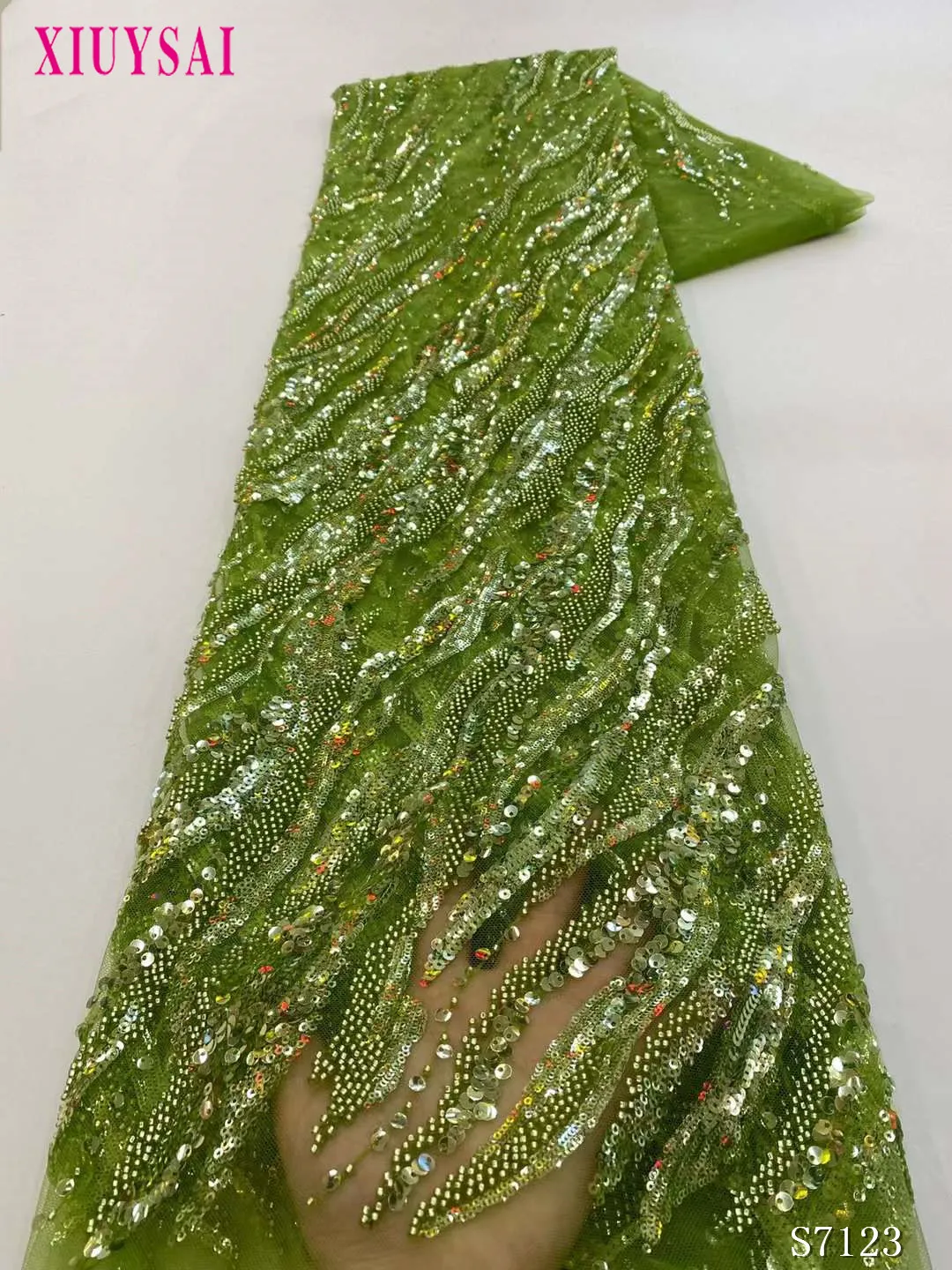 

5 ярдов Роскошная африканская кружевная ткань с блестками 2023 Высококачественная зеленая французская нигерийская кружевная ткань с бисером для шитья свадебного платья