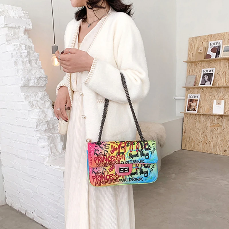 

Bag graffiti women's bag chain small fragrance new 2021 foreign style Korean version child mother handbag oblique cross bag