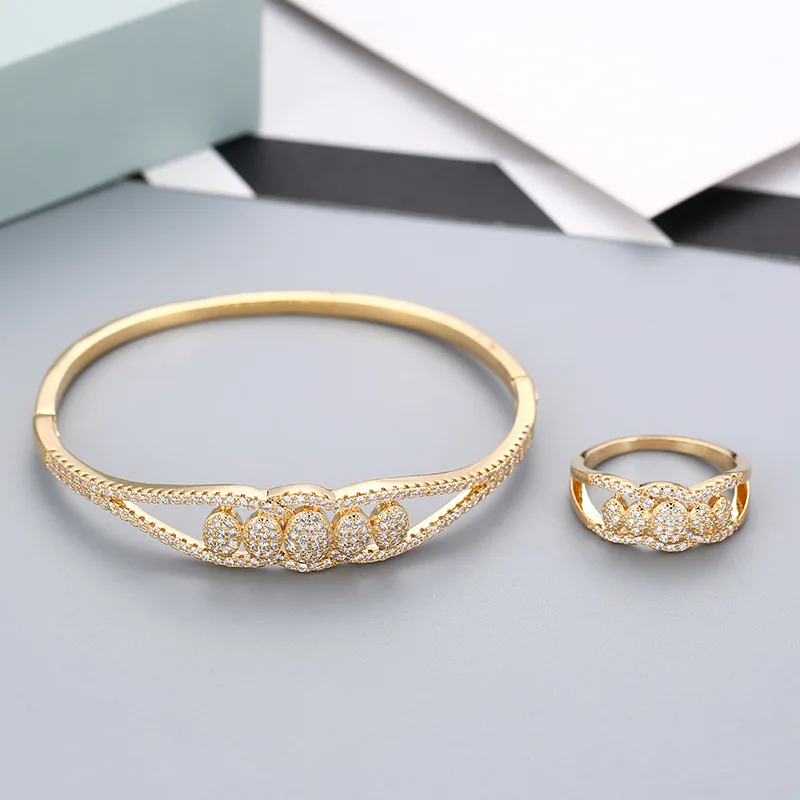 

Women’s Stereo Double-Row Fashion 2Pcs Circular Hollow Jewelry Irregular High-Quality Bracelet Ring Set With AAA Zircon Leisure