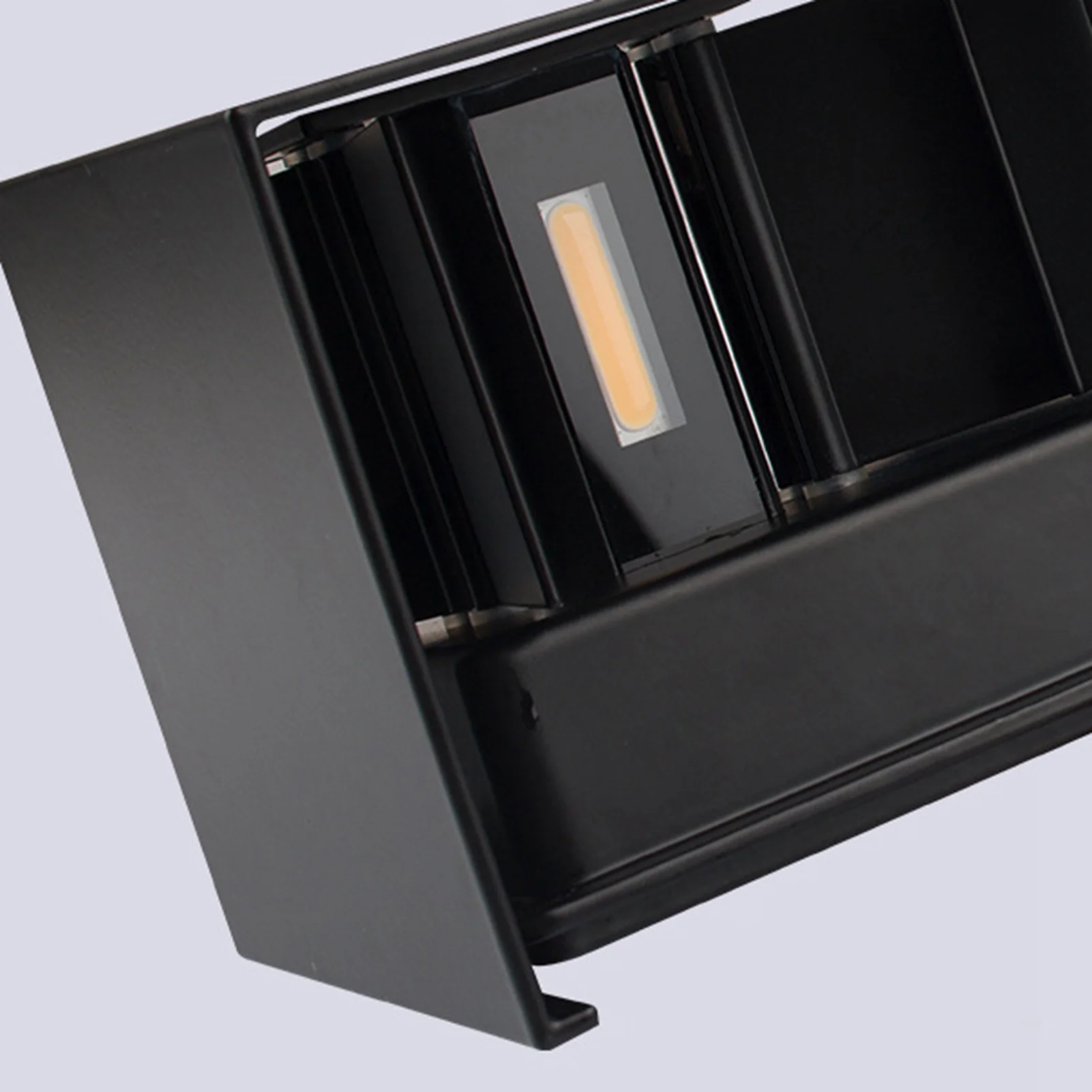 Внешняя настенная лампа дневного света водонепроницаемость IP65 мощность 24 Вт