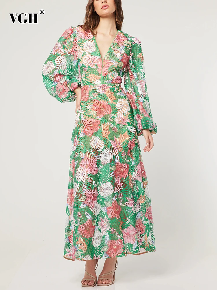 

Женское платье с V-образным вырезом, рукавами-фонариками и высокой талией