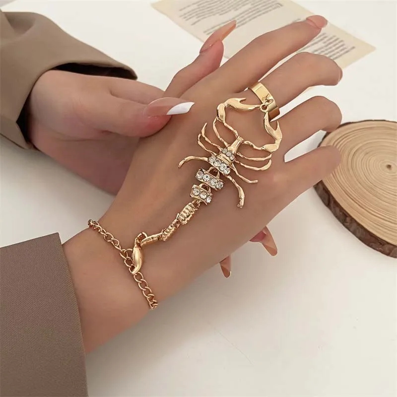 

Vintage Punk Scorpion Tassel Chain Ring Bracelet Sets for Women Men Gothic Crystal Ring Connected Finger Charm Bracelets Jewelry