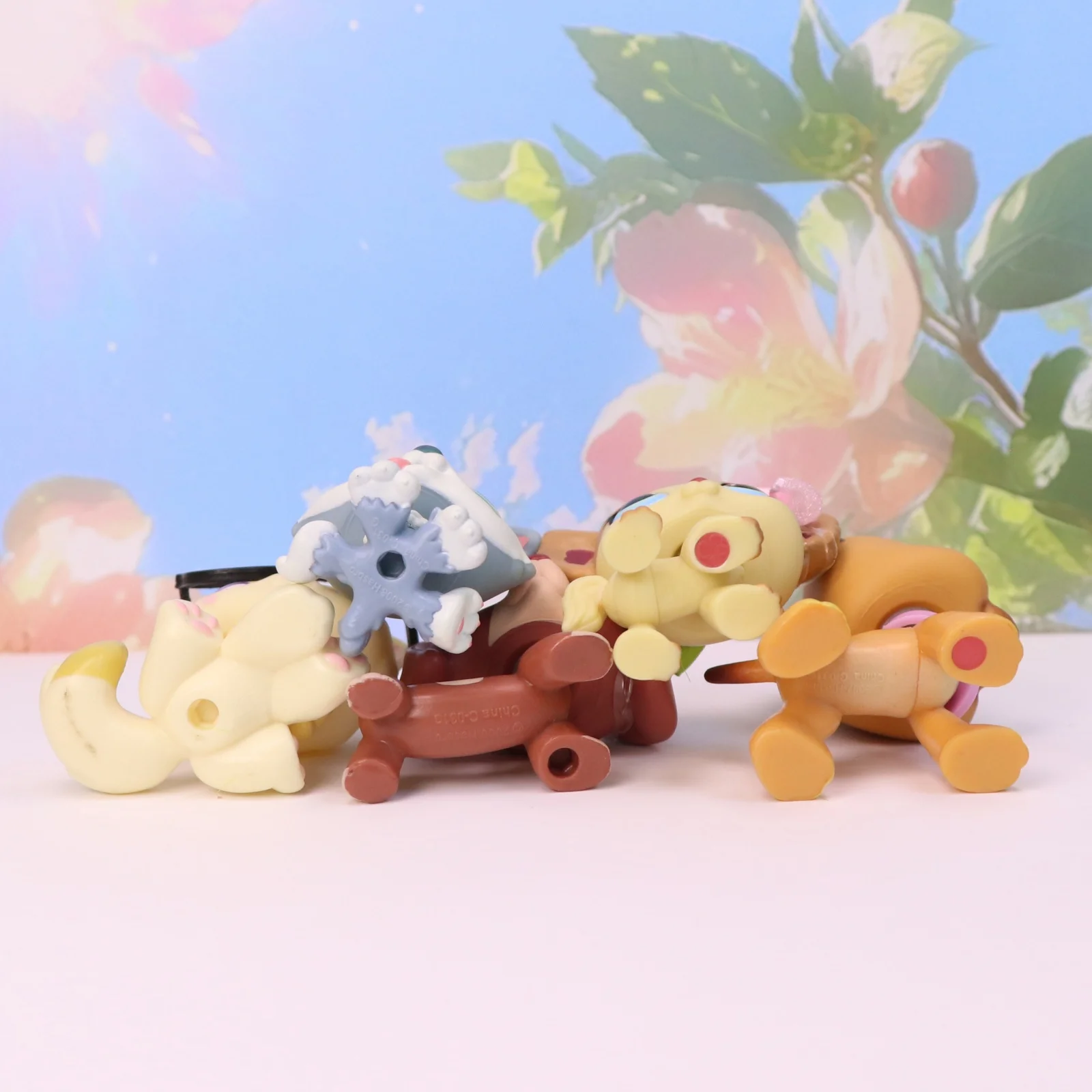 Фото Набор из 5 фигурок Minilpsshop: игрушки-бобблхеды (чихуахуа, персидская кошка, такса, хаски, щенок, грейт-дэн) – подарки и коллекционные предметы для LPS №5