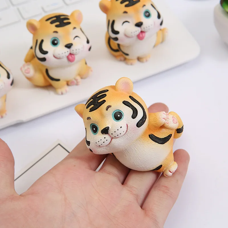 

Lovely Cute Tiger Animal Figurine Ornament Modern Statue Table Car Decoration Accessories Home Decor Living Room Birthday Gifts