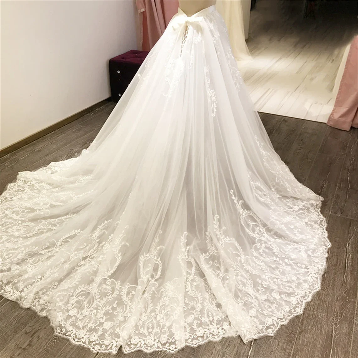 Luxury Lace Appliques Detachable Train Wedding Removable Skirt For Dresses Bridal Overskirt