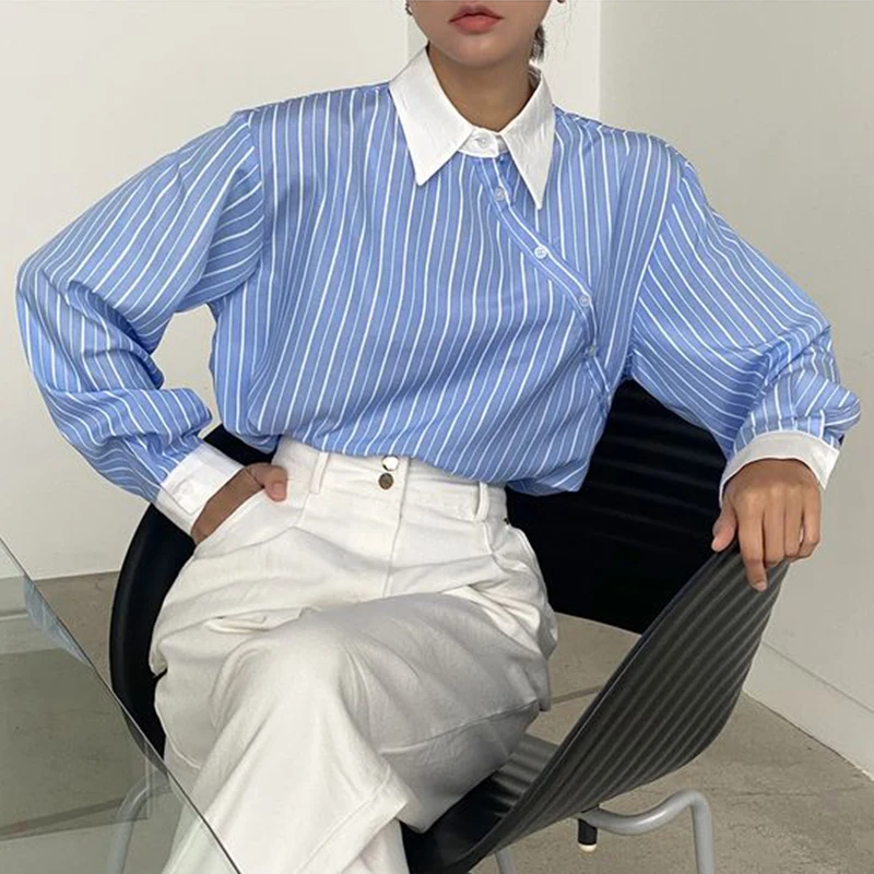

Корейский шикарный осенний дизайнерский контрастный цвет с лацканами стандартная полосатая рубашка-топ
