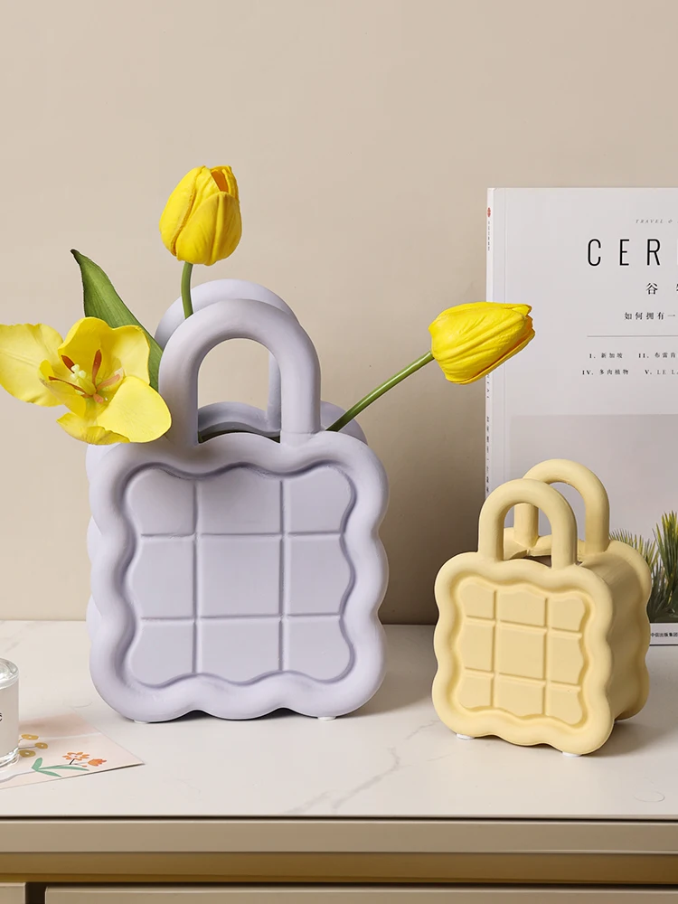 

Bag Vase Simulation Ceramic Desktop Flower Arrangement Art Hydroponic Decor Container Living Room Flower Vase Wedding Decoration