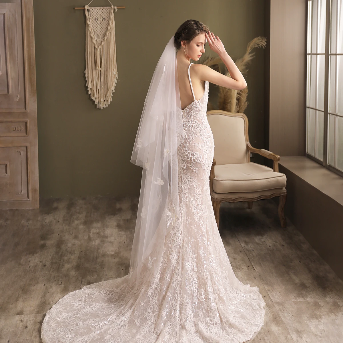 

V822 Exquisite Wedding Bridal Veil Two-Layer Tulle Lace Appliqued Handmade White Brides Veil Women Marriage Accessories