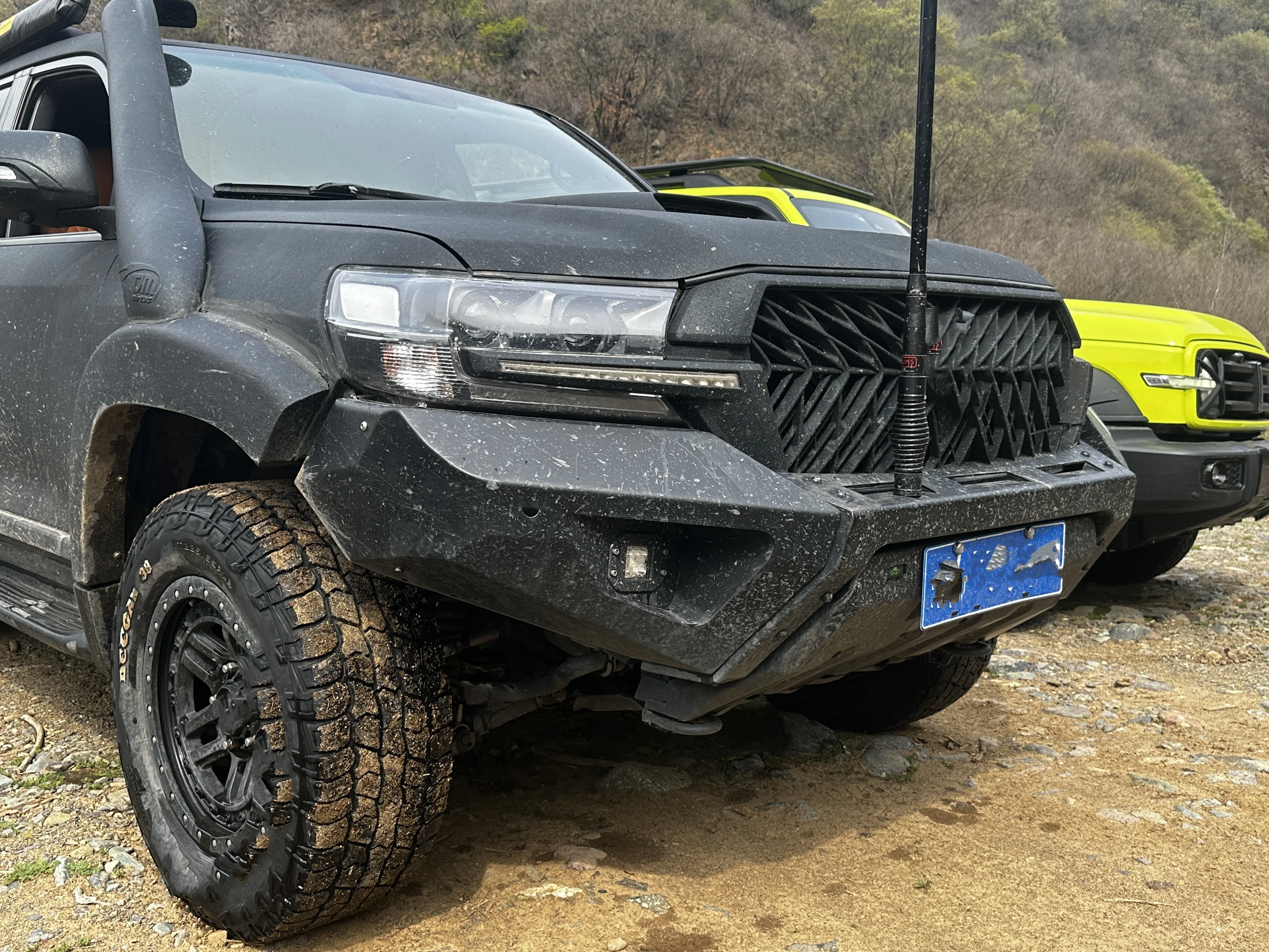 Амортизатор Vipera LC200 одноконтурный двунаправленный с азотом, для лифт-комплектов 2-3.5 дюйма, с новым цветом на выбор (art.: 3920dbd362349) - 3920dbd362349