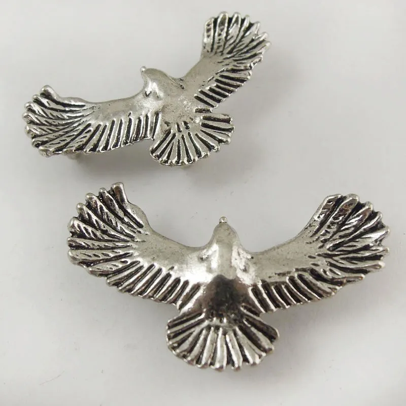 Винтажная винтажная фурнитура и компоненты в ассортименте