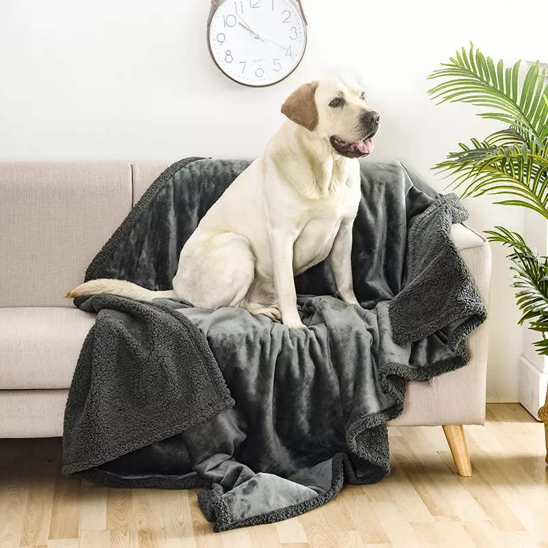 

2023NEW Pet Blanket Liquid Pee Proof Dog Blanket for Sofa Bed Couch, Reversible Sherpa Fleece Furniture Protector Cover