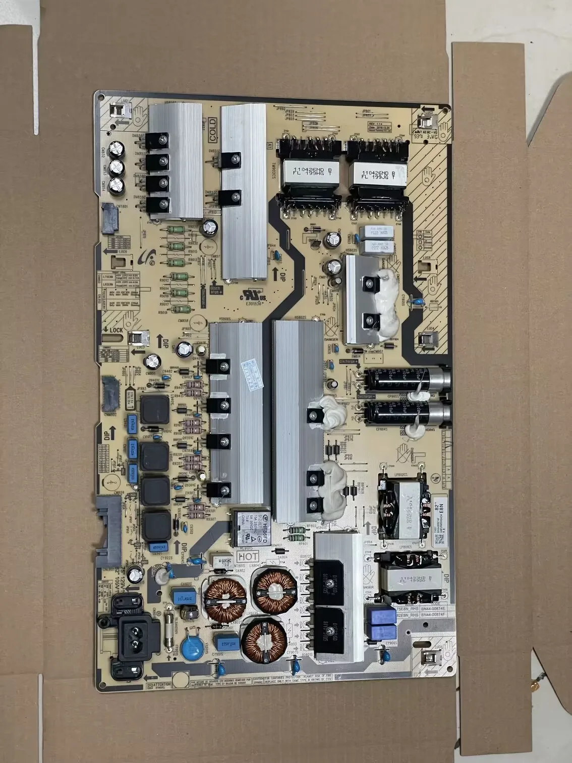 

CY-RR075FGLR1H Power Supply Board L75E8N-RHS BN44-00874E BN44-00874F