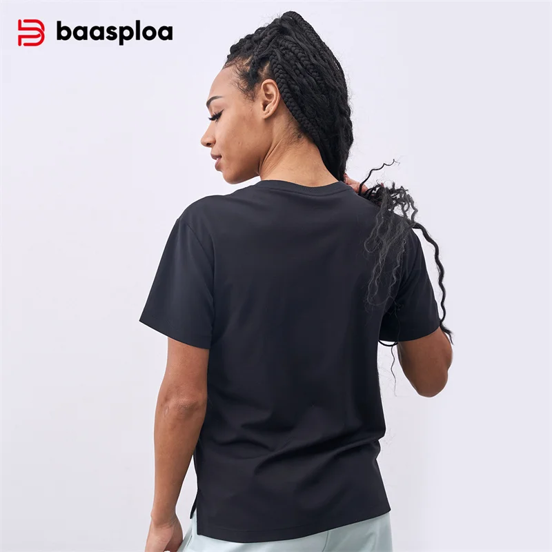 Женская спортивная футболка Baasploa