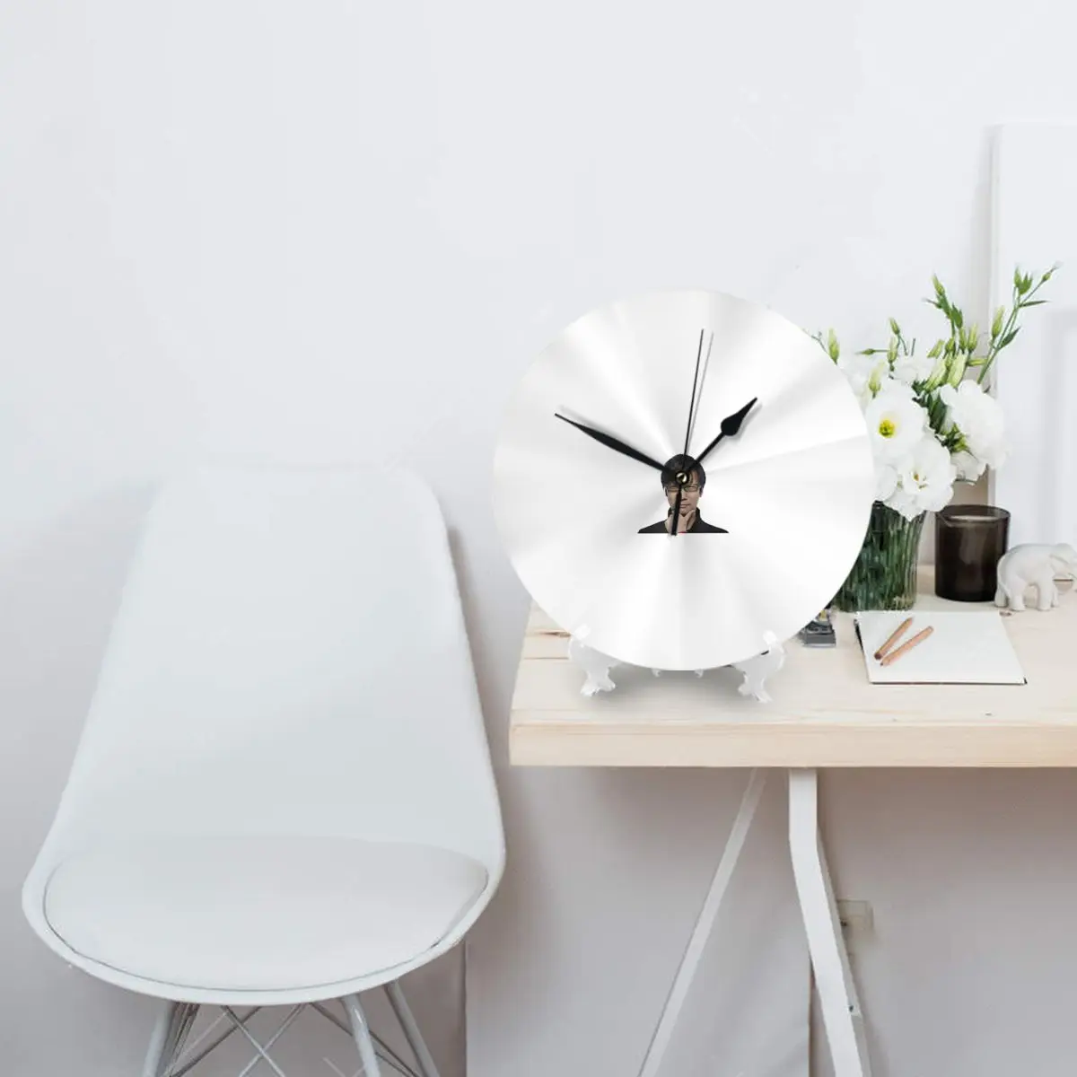 Настенные часы Hideo Kojima для украшения комнаты круглые