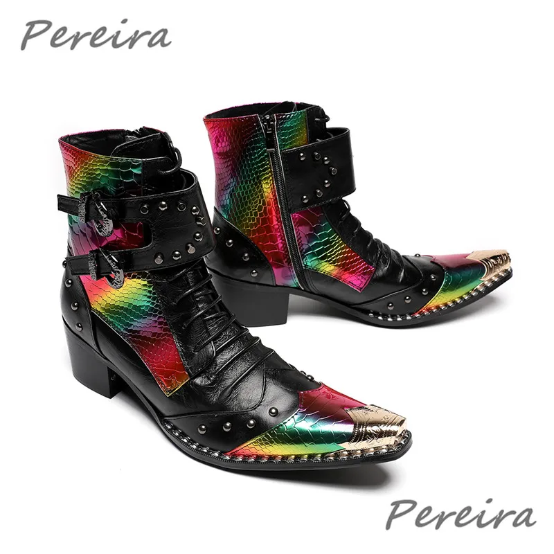 Красочные мужские ботинки из лакированной кожи с двойной пряжкой и заклепками в