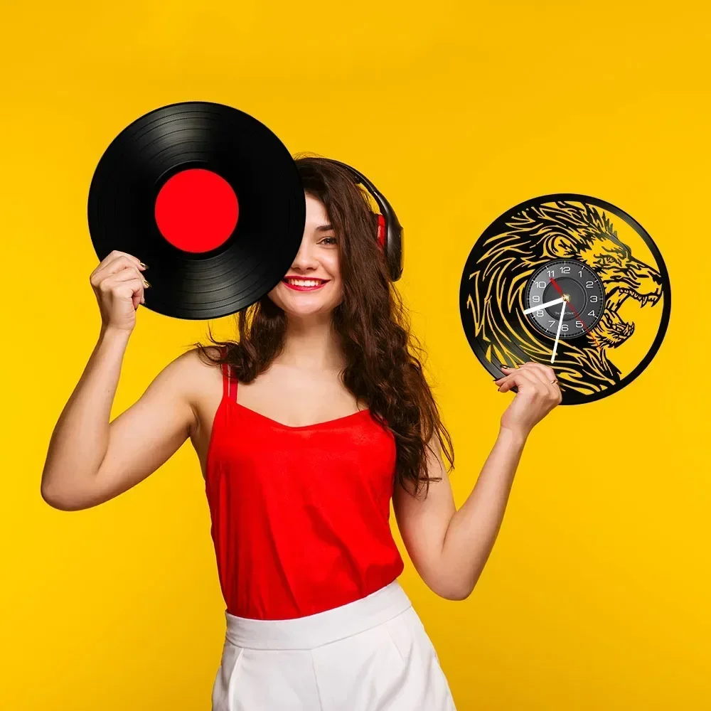 Настенные часы с виниловой пластиной и изображением африканского льва