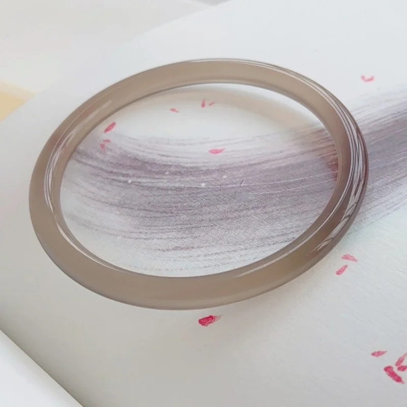 Натуральный тонкий круглый браслет из серого агата с халцедоном в стиле девушки