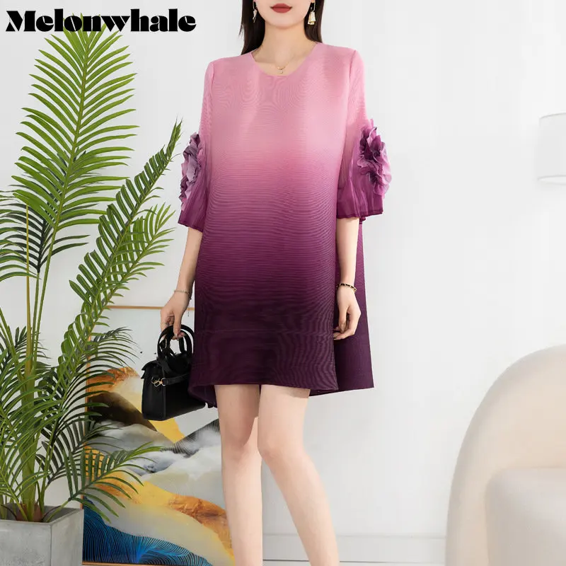 

MelonWhale Gradient Pleated Mini Dress Women V-neck Short Sleeve Loose Casual 2023 Spring New Irregular Hem Design Female