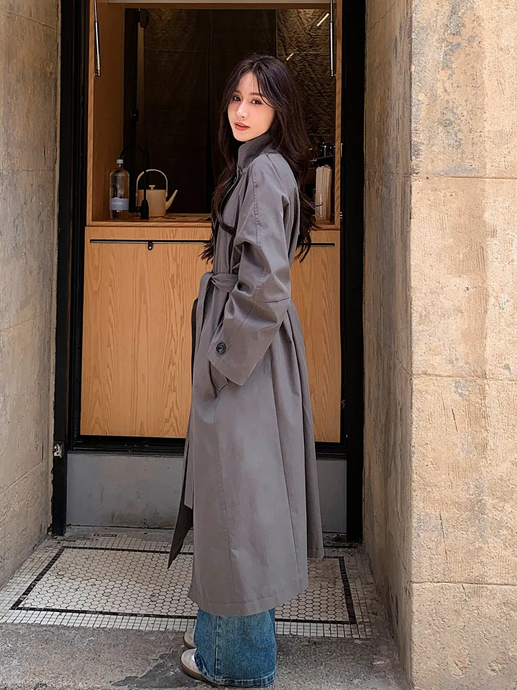 Серый экстра-длинный плащ с воротником-стойкой больших размеров Верхняя одежда