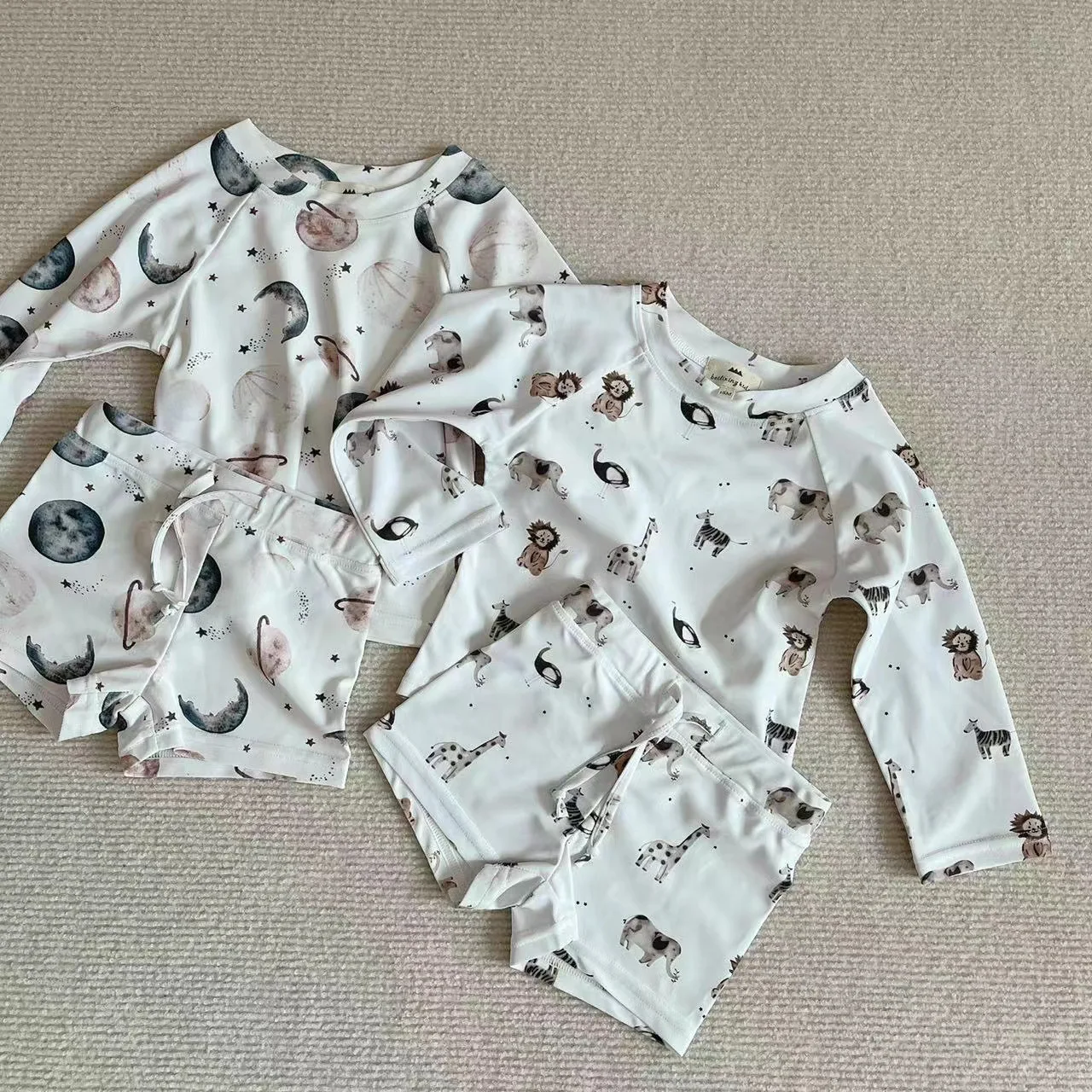 

Summer Children Boys Planet Pattern Split Swimwear Tops +Shorts 2Pcs Kids Clothes Quick Dry For Baby Boys SwimSuit Long Sleeves