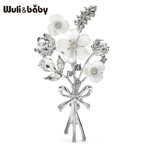 Брошь Wuli&baby "Ракушка с цветами"
