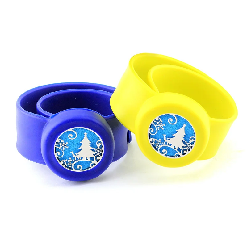 

Stainless Steel Kids Adjustable Essential Oil Bangle Jewelry Silicone Diffuser Locket Silicone Bracelet For Christmas