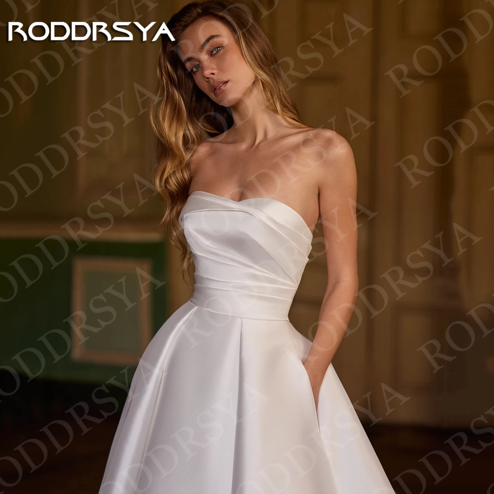 Фото RODDRSYA Элегантное свадебное платье с открытыми плечами классическое атласное свадебное платье А-силуэта с вырезом в форме сердца и карманами цвет слоновой кости на заказ Элегантное свадебное платье с плечом Линия Кла №3
