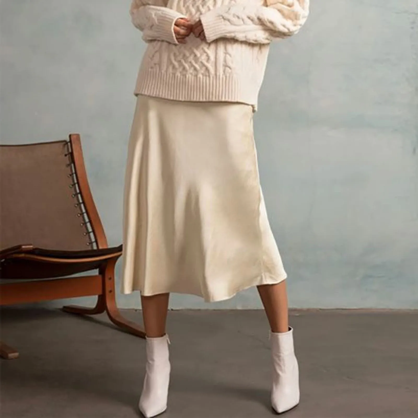 Женская атласная юбка средней длины элегантная однотонная трапециевидная