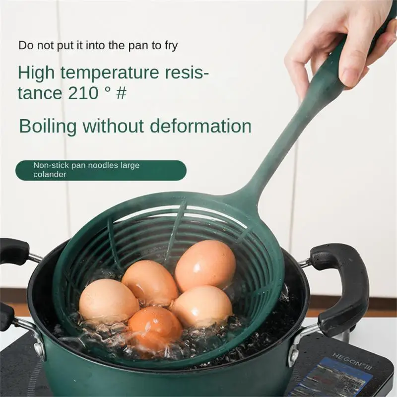 

Multifunctional Plastic Colander Kitchen Large Food Strainer High Temperature Long Handle Noodle Spoon Non-stick Pan Filter