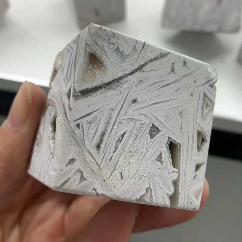 

NATURAL MEXICAN AGATE CRYSTAL QUARTZ ENERGY GEM CUBE REIKI HEALING GIFT HOME FURNISHINGS